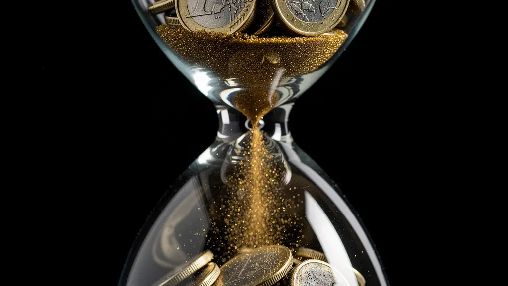 Sablier en verre avec des pièces d'euros s'écoulant progressivement, métaphore de l'érosion du pouvoir d'achat